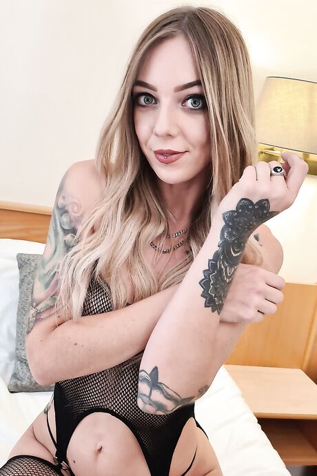 Luke Hardy XXX Anna Lee