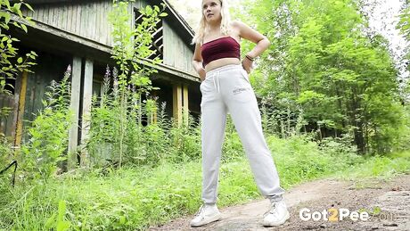 Got 2 Pee Hot Porn