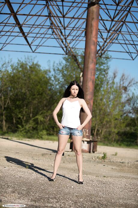 Goddess Nudes performed by Veronica Snezna XXX Pictures